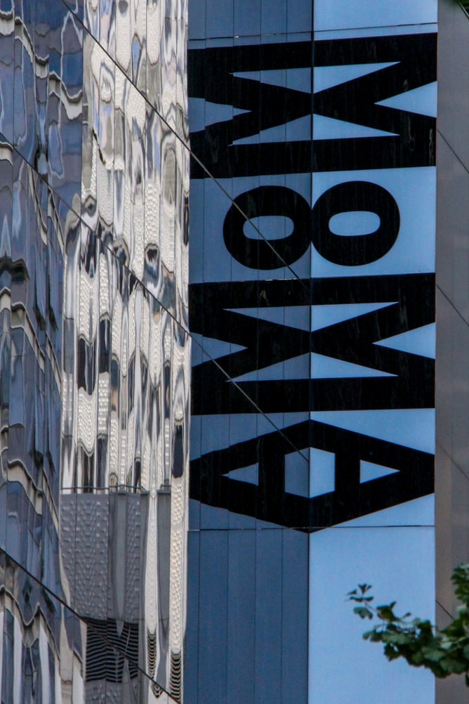 MoMA 